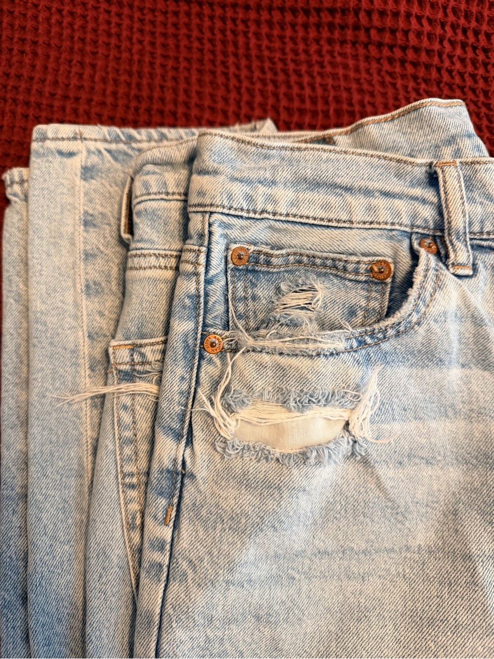 American Eagle Outfitters Light Blue High-Rise Distressed Jeans